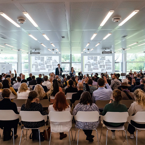 强化区域生态经济，促进高影响力项目产生
